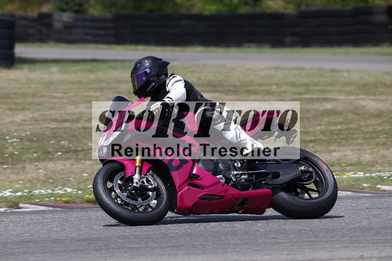/24 16.07.2026  Cornu Master School ADR/gruen-vert/57